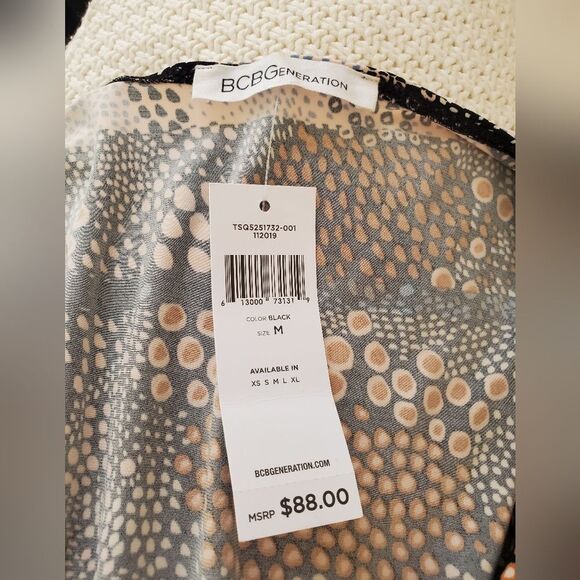 BCBGeneration Cold Shoulder Romper Sz Med - Picture 14 of 15